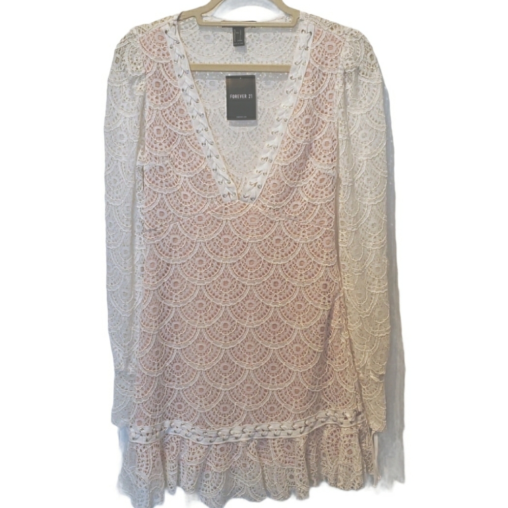 🔥HP🔥 Cream L/S Lace Minidress